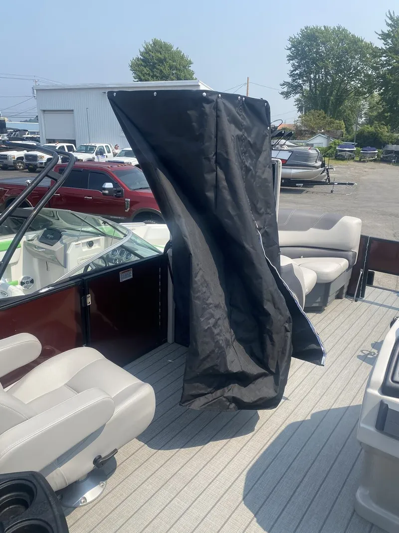 Slide: The Image of Sylvan L3 CLZ DH 2023 - 10