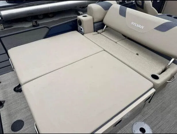 Slide: The Image of Sylvan L3 DLZ DH Bar 2025 - 3