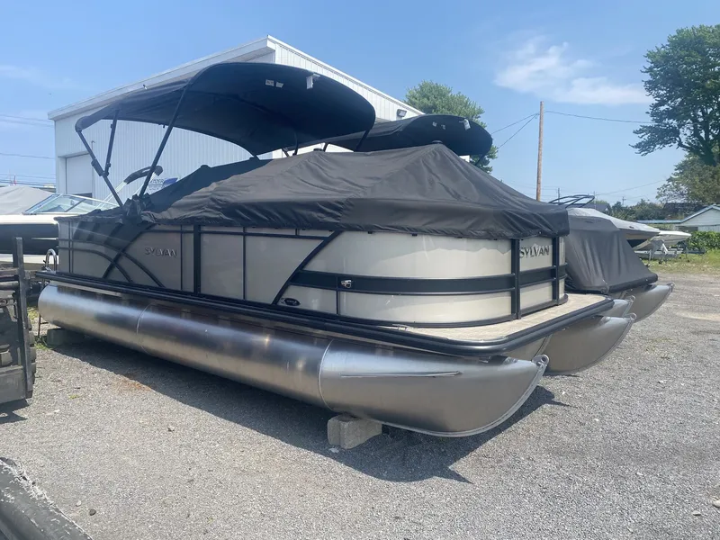 Slide: The Image of Sylvan Mirage Cruise 8522 2026 - 14