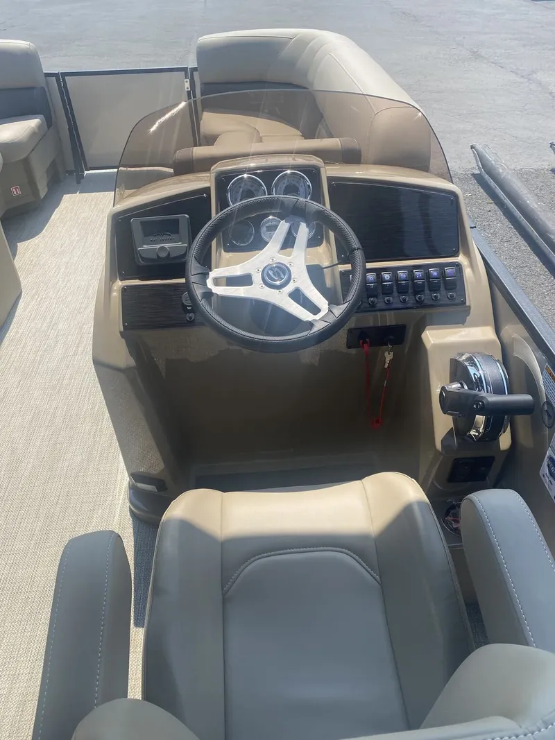 Slide: The Image of Sylvan Mirage Cruise 8522 2026 - 7