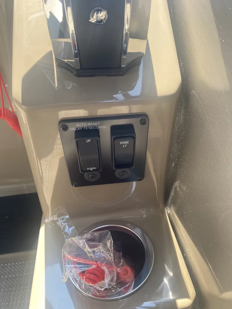 Slide: The Image of Sylvan Mirage Cruise 8522 2026 - 8