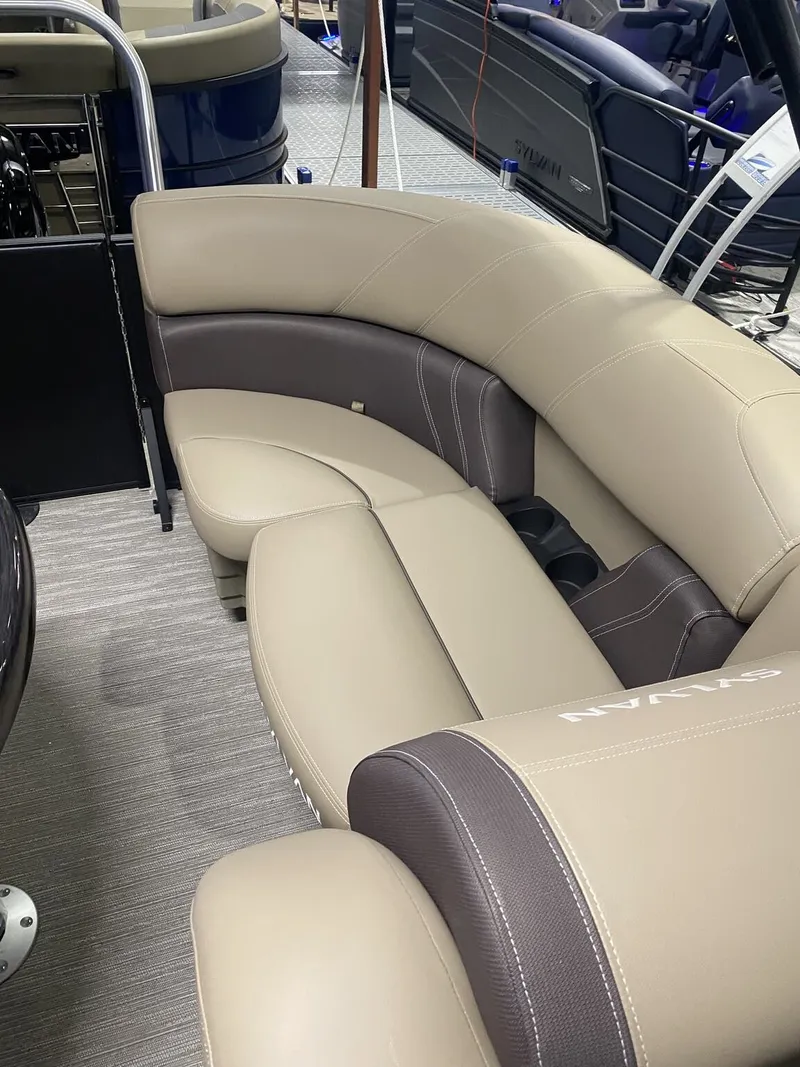 Slide: The Image of Sylvan Mirage LZ 8520 2026 - 4