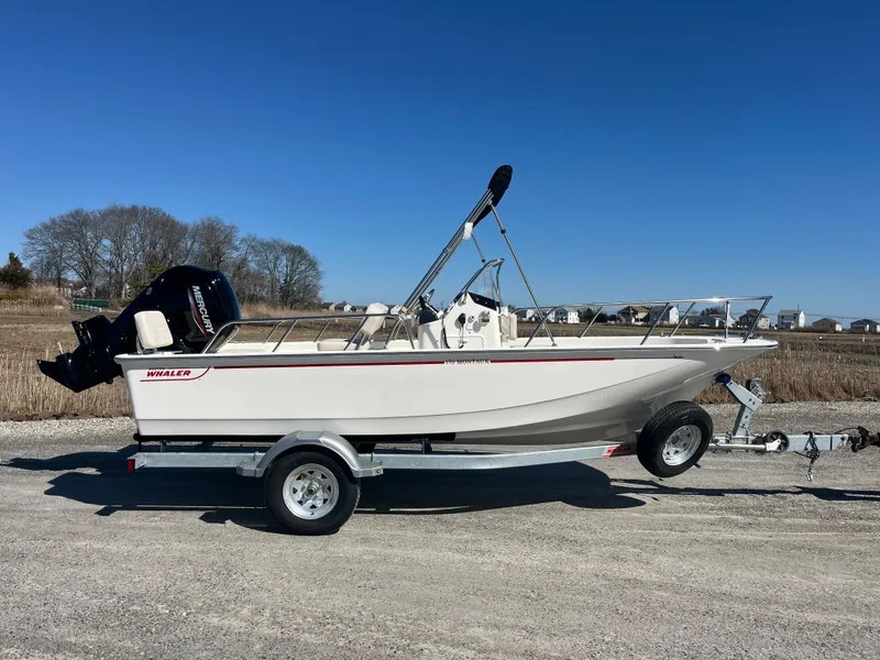 Slide: The Image of Boston Whaler 170 Montauk 2026 - 0