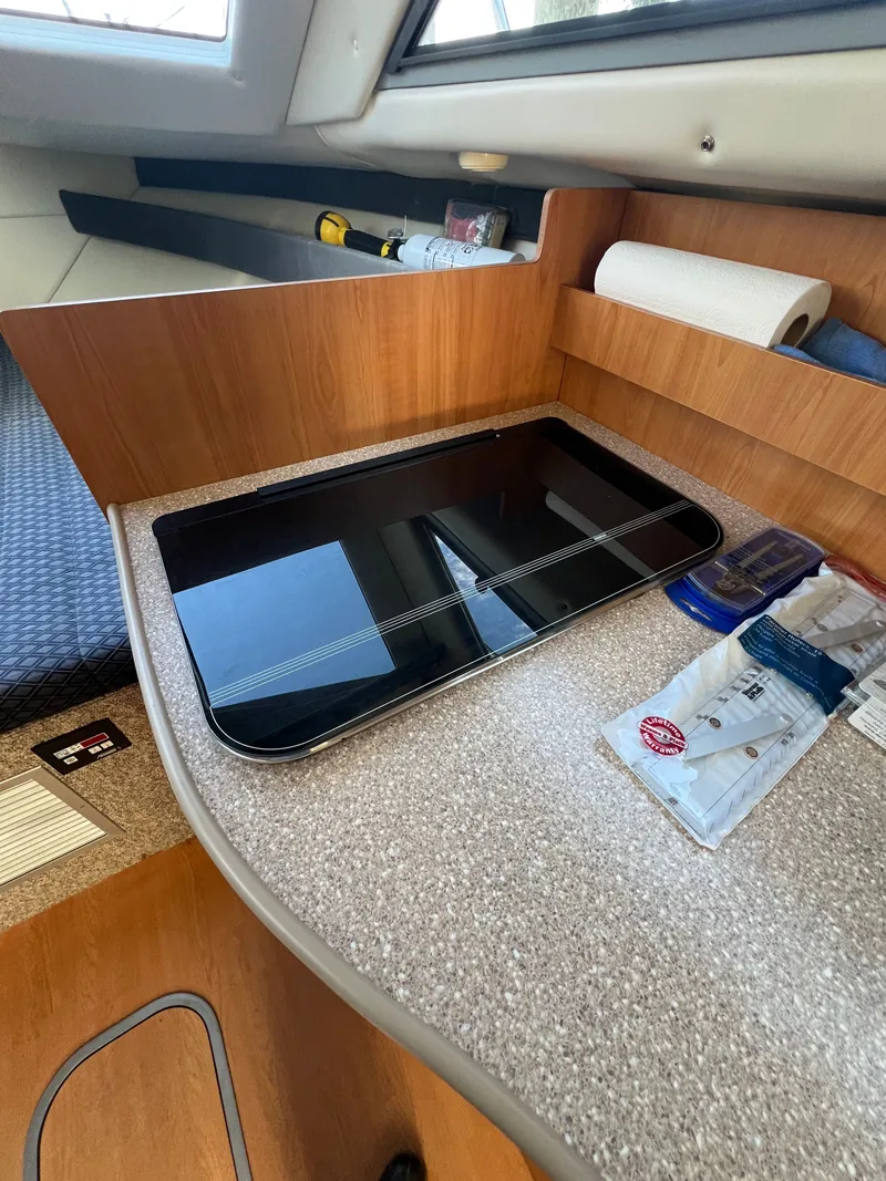 Slide: The Image of Bayliner Discovery 289 2007 - 34