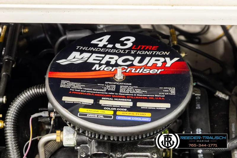 Slide: The Image of 2003 Four Winns 180 Freedom I/O with 4.3L Mercury MerCruiser engine, Thunderbolt V ignition. - 21