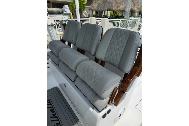 Slide: The Image of Valhalla 33 JUST ONE MORE - Tackle Center - 11