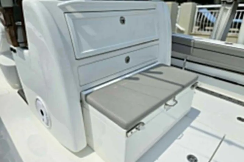 Slide: The Image of Valhalla 33 JUST ONE MORE - Helm - 19