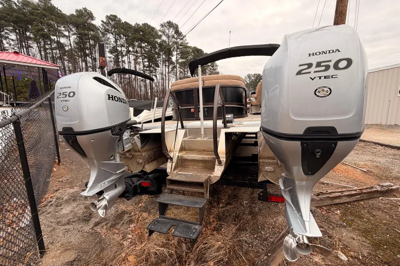 Slide: The Image of 2023 Premier 270 Intrigue REV 10 boat with twin Honda 250 VTEC engines. - 4