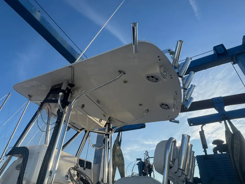 Slide: The Image of Regulator Marine 23 Forward Seating 2008 - 7