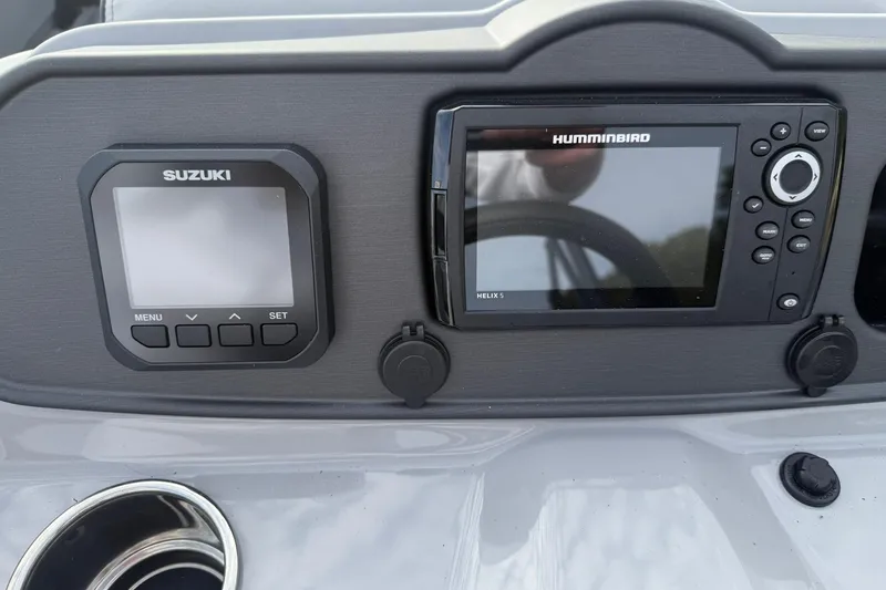 Slide: The Image of Dashboard of 2026 Bentley Pontoons Bolt 223 with Suzuki and Humminbird displays. - 12