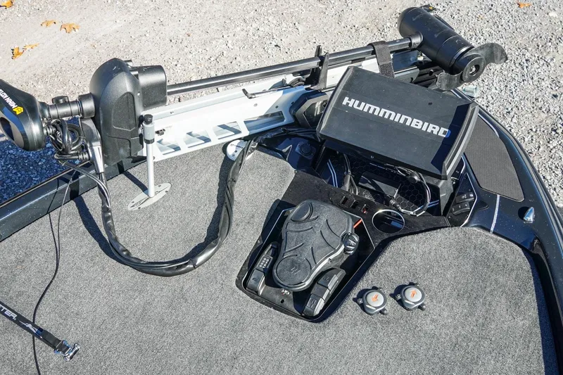 Slide: The Image of 2021 Skeeter FXR20 Apex boat with Humminbird electronics and trolling motor setup. - 26