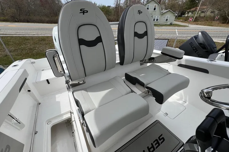 Slide: The Image of 2026 Sea Pro 262 Offshore boat seats, featuring sleek design and comfortable upholstery. - 10