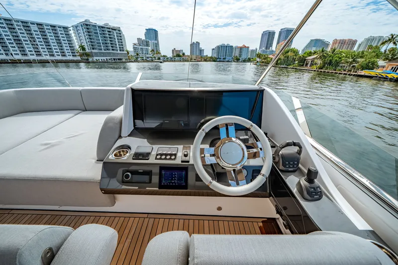 Slide: The Image of Azimut S8 2026 - 77