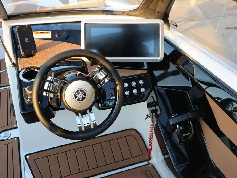 Slide: The Image of Yamaha 222SD 2026 - 25