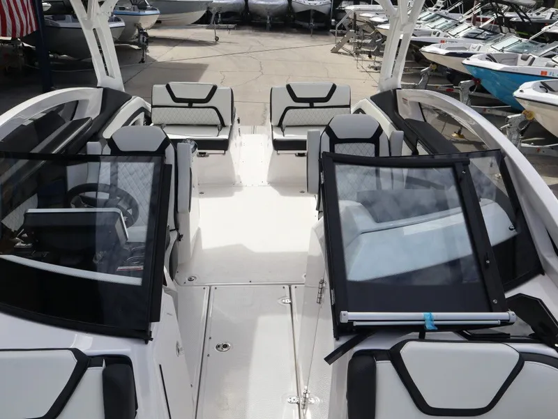 Slide: The Image of Yamaha 275SD 2026 - 16