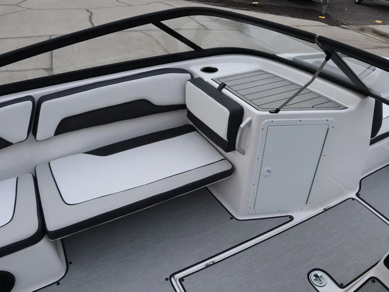 Slide: The Image of Yamaha AR195 2026 - 15