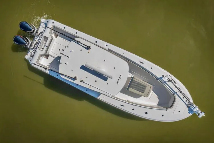 Slide: The Image of 2023 Front Runner 33 Center Console - Image 21 - 21