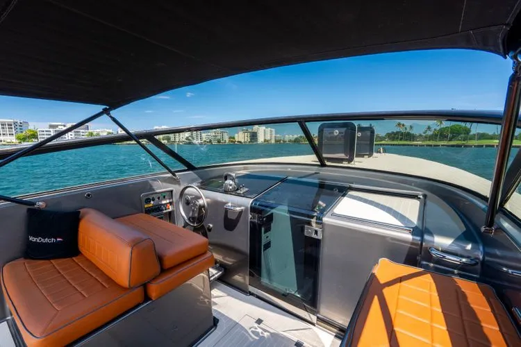 Slide: The Image of 2015 Vandutch 40 - Image 20 - 20