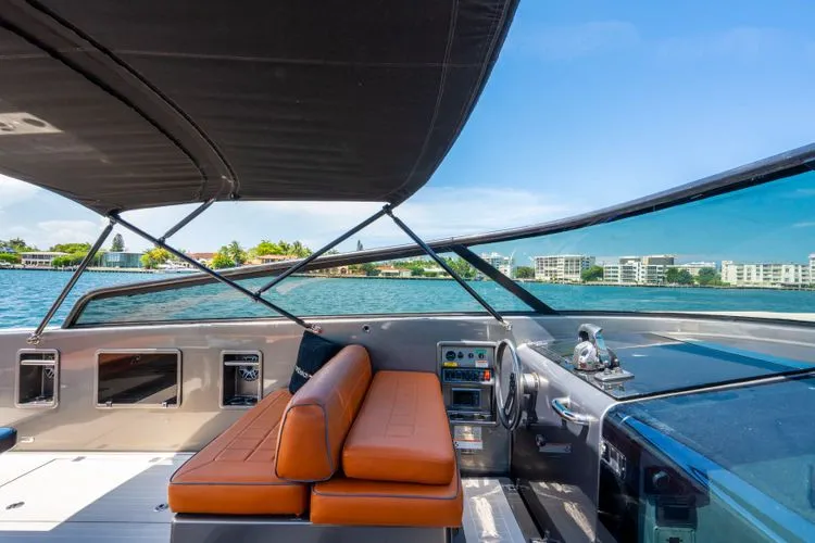 Slide: The Image of 2015 Vandutch 40 - Image 21 - 21