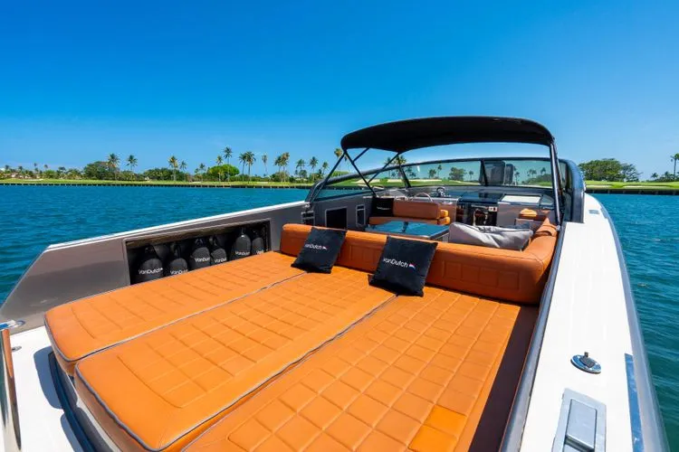 Slide: The Image of 2015 Vandutch 40 - Image 9 - 9