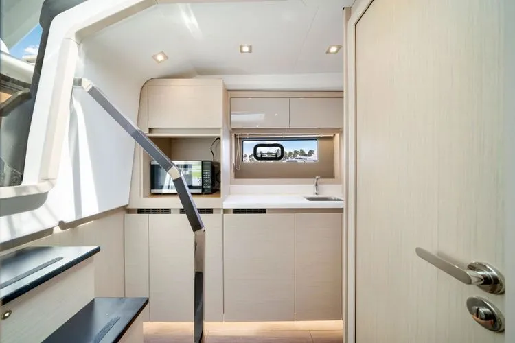 Slide: The Image of 2024 Jeanneau Db/43 Ob - Image 14 - 14