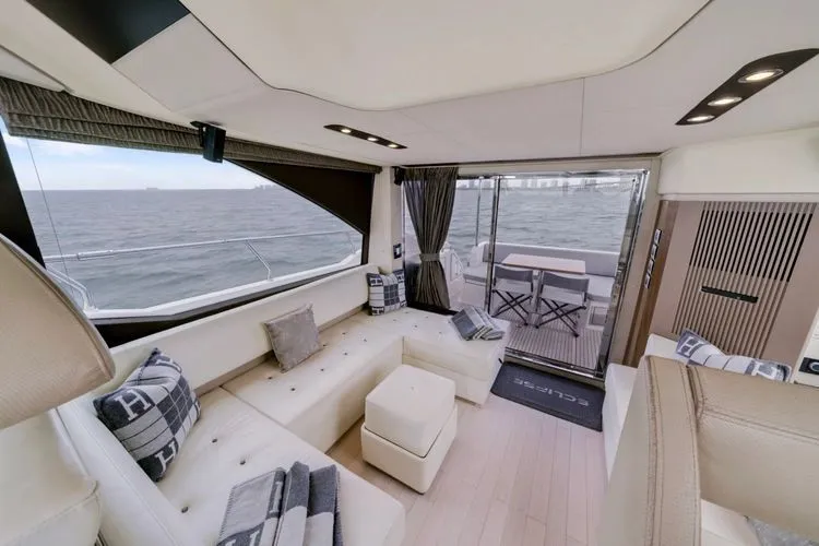 Slide: The Image of 2016 Azimut 50 Fly - Image 14 - 14