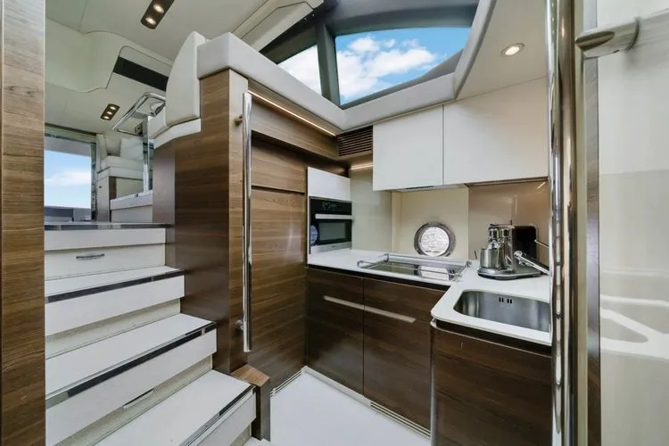 Slide: The Image of 2016 Azimut 50 Fly - Image 19 - 19