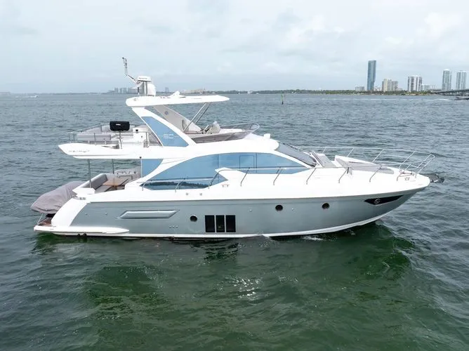 Slide: The Image of 2016 Azimut 50 Fly - Image 4 - 4