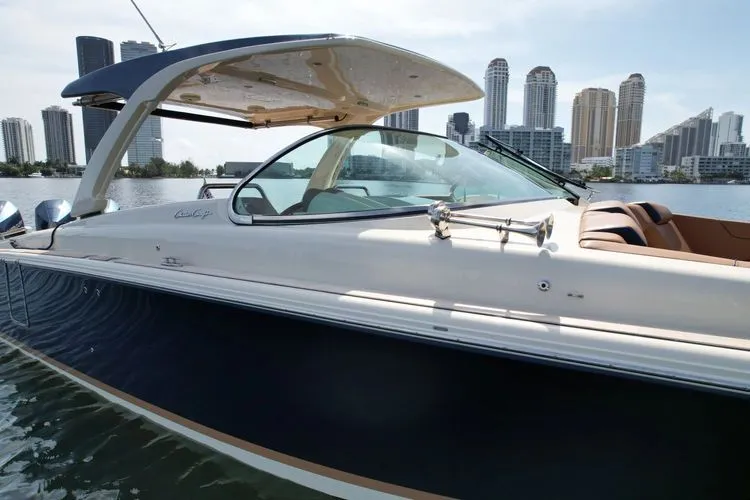 Slide: The Image of 2022 Chris-craft Launch 35 Gt - Image 14 - 14