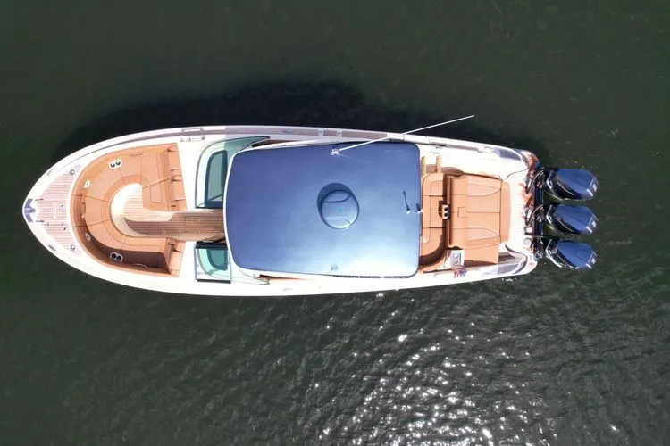 Slide: The Image of 2022 Chris-craft Launch 35 Gt - Image 20 - 20