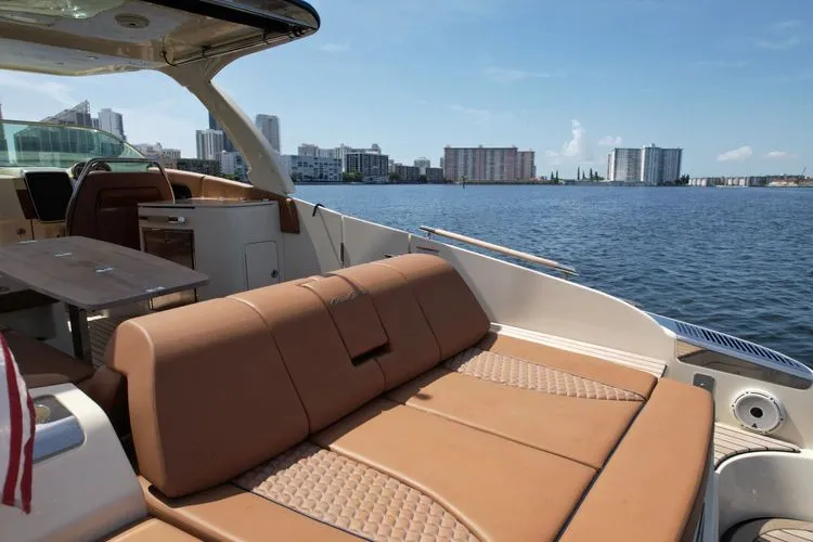 Slide: The Image of 2022 Chris-craft Launch 35 Gt - Image 8 - 8