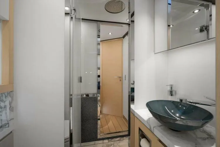 Slide: The Image of 2021 Uniesse Exuma Htc5 - Image 37 - 37