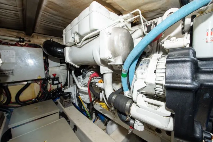 Slide: The Image of 2017 Azimut 42 Fly - Image 27 - 27