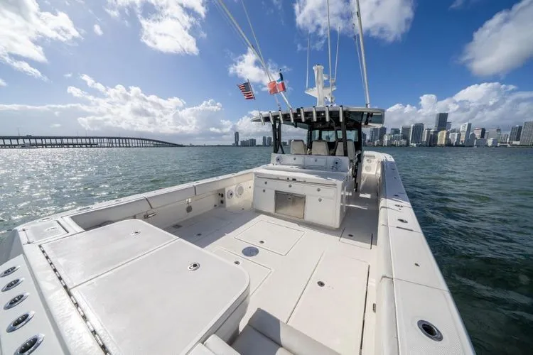 Slide: The Image of 2017 Hcb 53 Suenos Rxv - Image 13 - 13