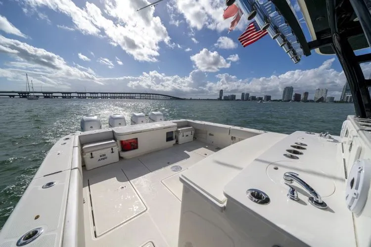 Slide: The Image of 2017 Hcb 53 Suenos Rxv - Image 16 - 16