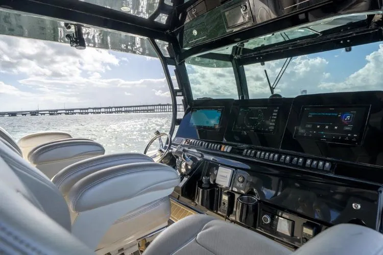 Slide: The Image of 2017 Hcb 53 Suenos Rxv - Image 24 - 24