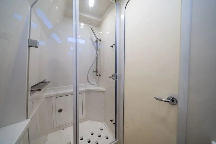 Slide: The Image of 2017 Hcb 53 Suenos Rxv - Image 36 - 36