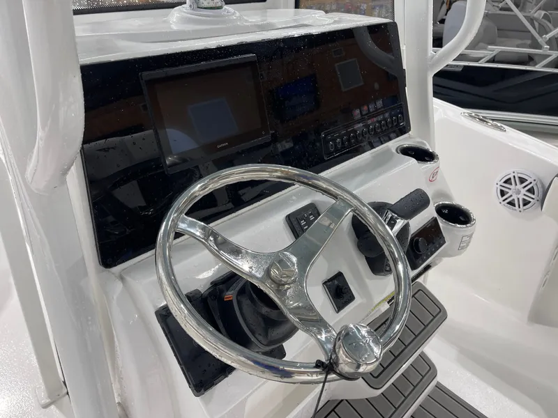 Slide: The Image of Tidewater 220 LXF 2026 - 30