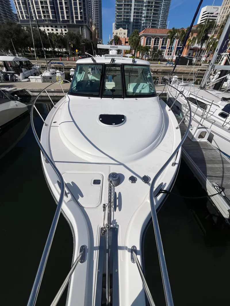 Slide: The Image of Tiara 3500 Sovran 2009 - 17