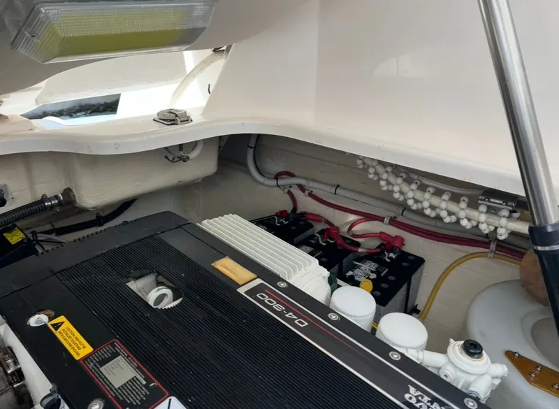 Slide: The Image of Tiara 3500 Sovran 2009 - 77