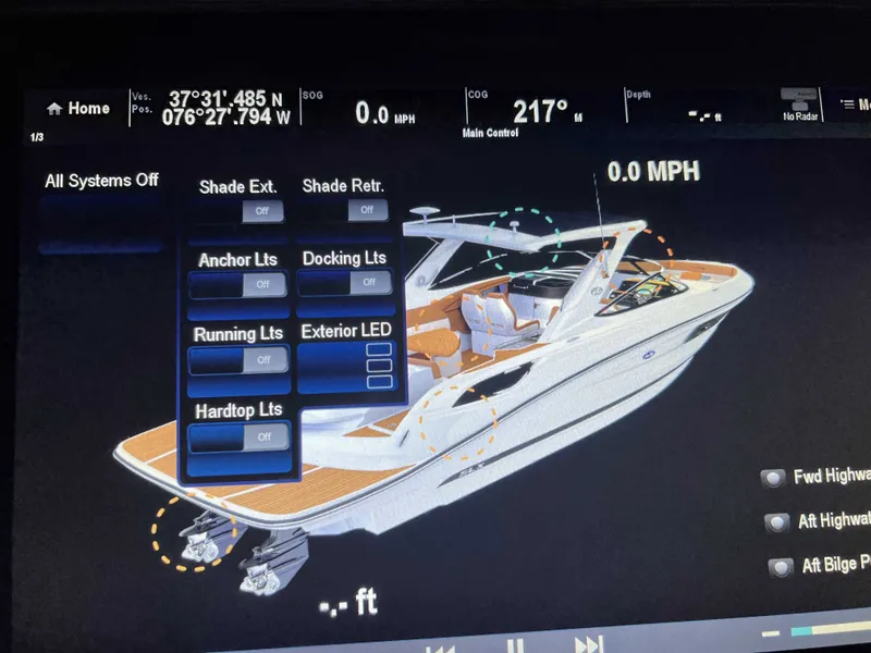 Slide: The Image of Sea Ray SLX 350 Outboard 2017 - 17