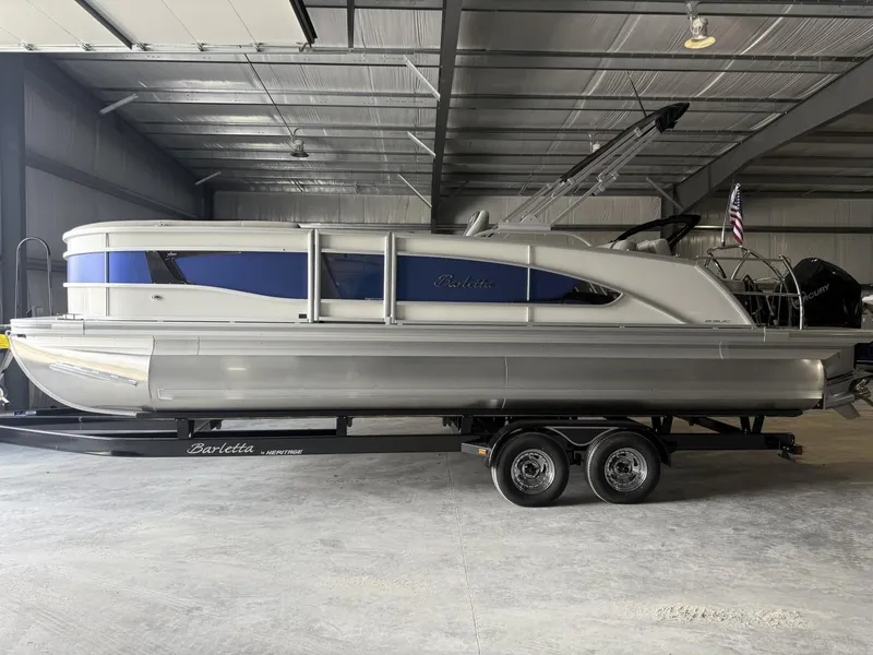 Slide: The Image of Barletta Lusso L23UC 2025 - 2