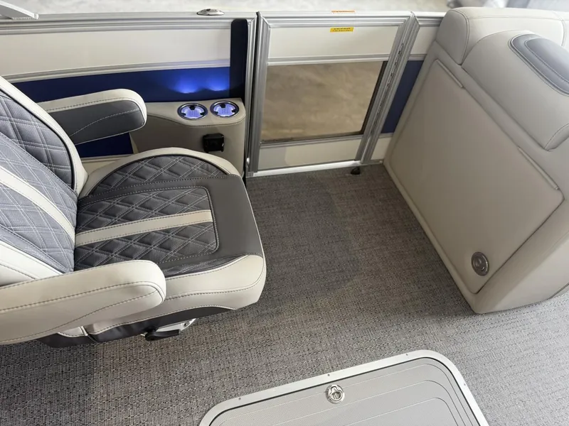 Slide: The Image of Barletta Lusso L23UC 2025 - 23