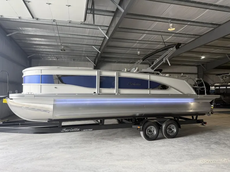 Slide: The Image of Barletta Lusso L23UC 2025 - 3