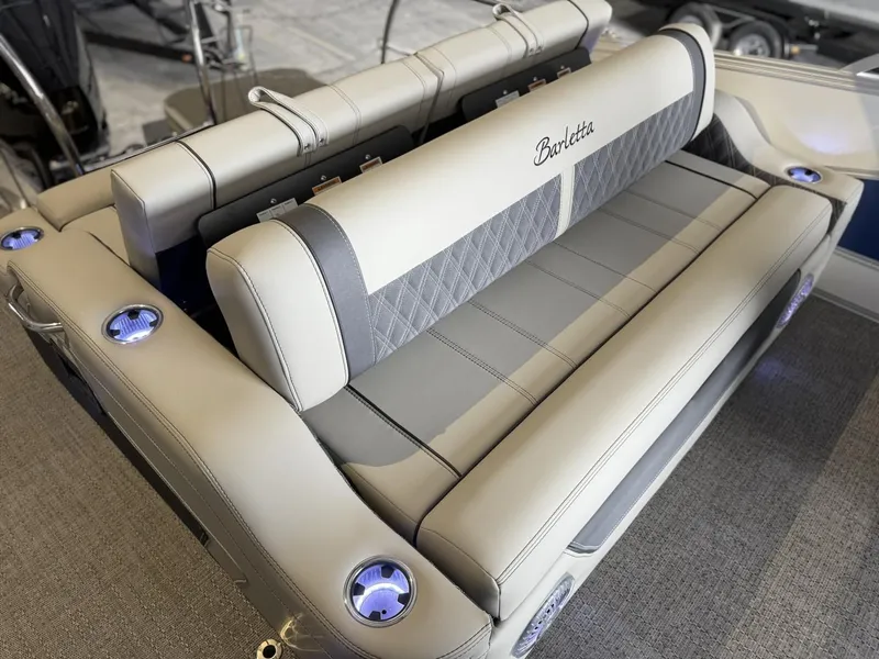 Slide: The Image of Barletta Lusso L23UC 2025 - 34