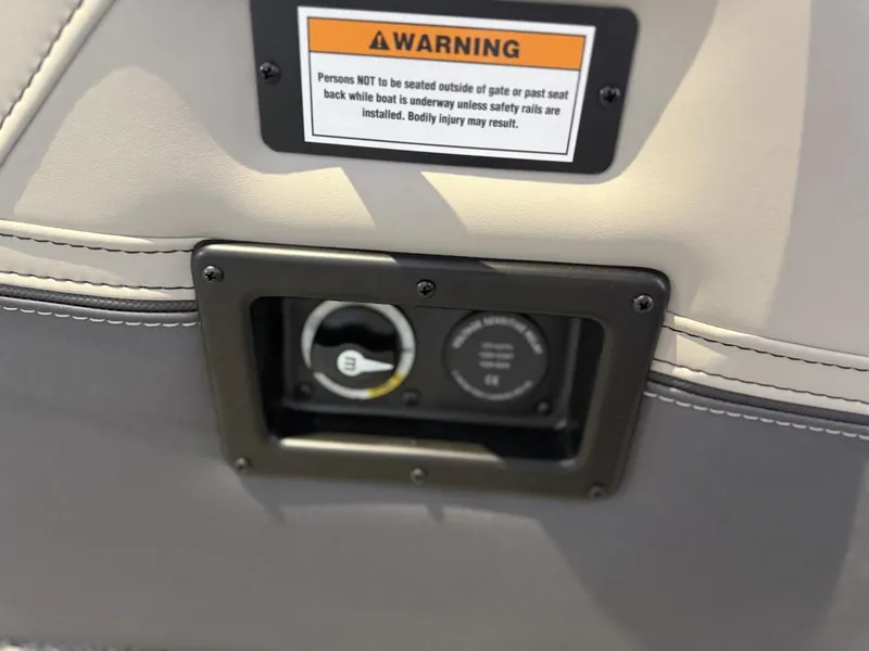 Slide: The Image of Barletta Lusso L23UC 2025 - 37