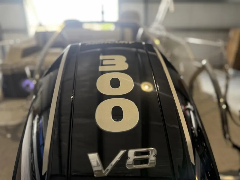 Slide: The Image of Barletta Lusso L23UC 2025 - 4