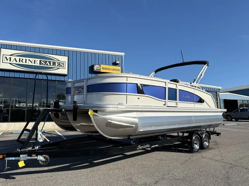 Slide: The Image of Barletta Lusso L23UC 2025 - 50