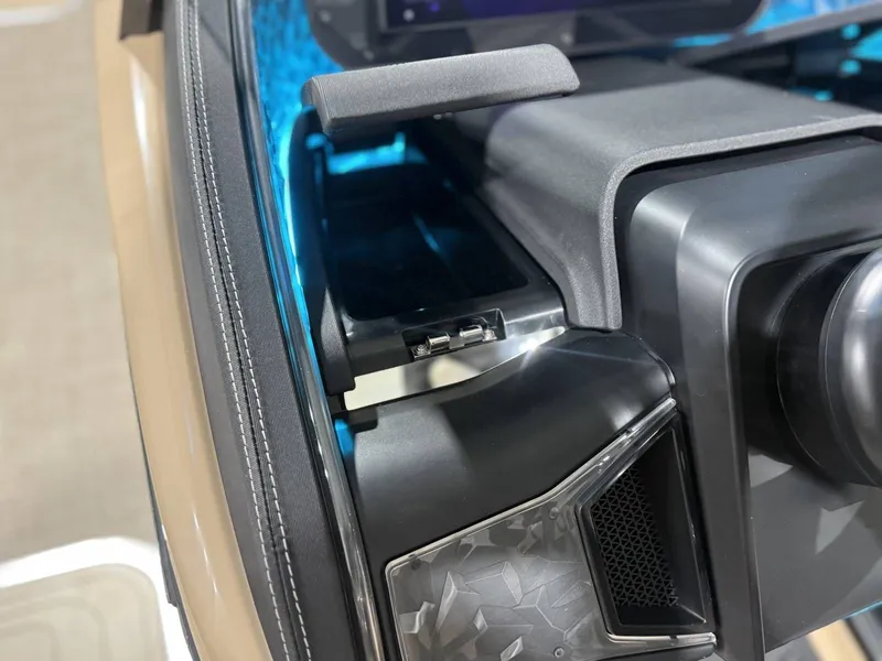 Slide: The Image of Barletta Lusso L25UA 2026 - 24