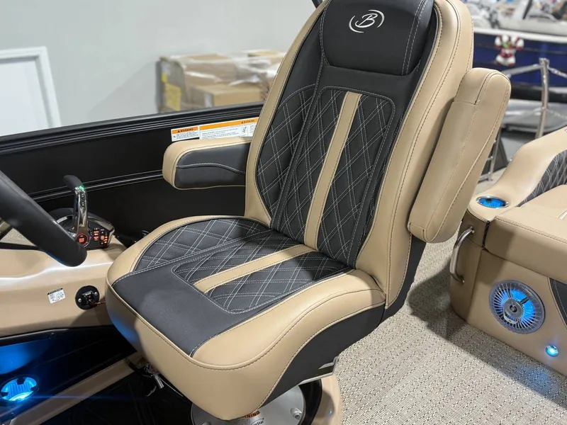 Slide: The Image of Barletta Lusso L25UA 2026 - 34